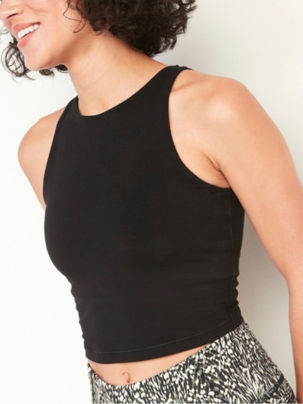NWT Old Navy Light Support PowerChill Longline Sports Bra Tank